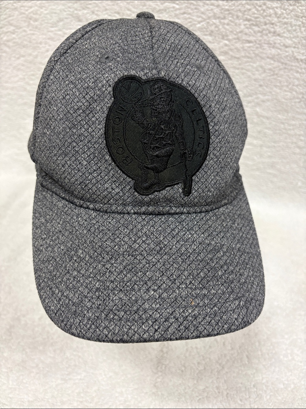 Ultra game Boston Celtics Grey black snap back Cap hat